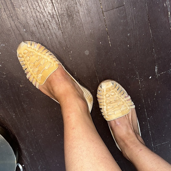 Nisolo Huaraches gently loved and lived in size 8 Almond - Picture 6 of 6